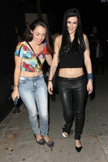 Rumer Willis feet photo thumbnail
