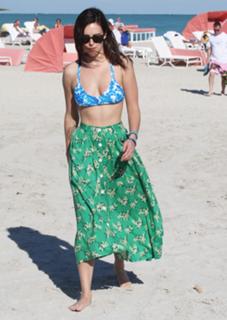Rumer Willis feet photo thumbnail