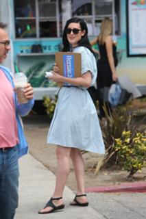 Rumer Willis feet photo thumbnail