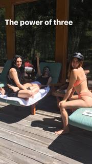 Rumer Willis feet photo thumbnail
