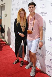 Rumer Willis feet photo thumbnail
