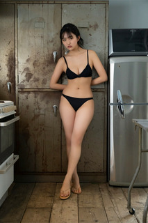Runa Toyoda feet photo 3