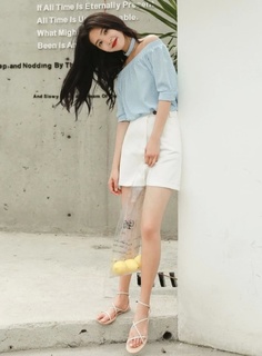 Ruonan Zhang feet photo 16