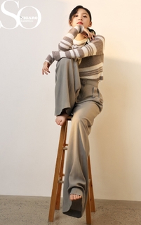 Ruonan Zhang feet photo 7