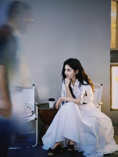 Ruonan Zhang feet photo 4