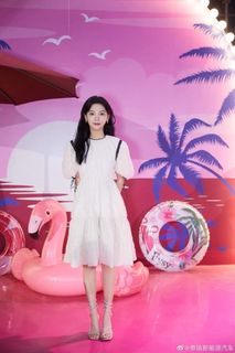 Ruonan Zhang feet photo 11