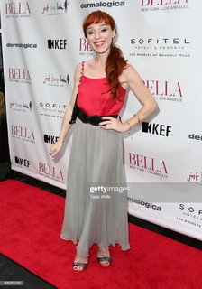 Ruth Connell feet photo 12