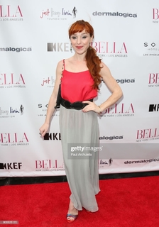 Ruth Connell feet photo 11