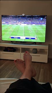 Ruth Hofmann feet photo 3