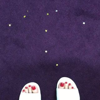 Ruth Langsford feet photo 5