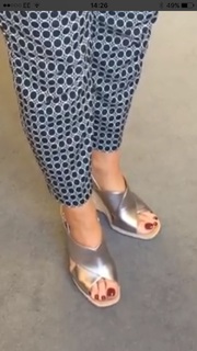 Ruth Langsford feet photo 4
