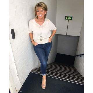 Ruth Langsford feet photo 11