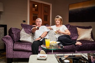 Ruth Langsford feet photo 3