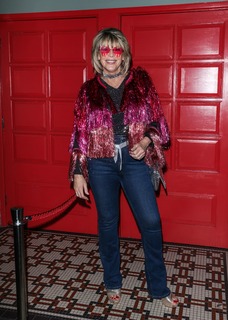 Ruth Langsford feet photo 9