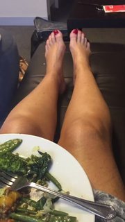 Ruth Langsford feet photo 7