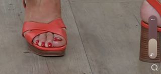 Ruth Langsford feet photo 1