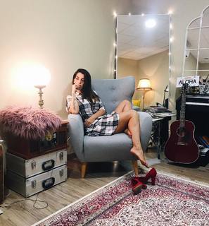 Ruth Lorenzo feet photo 7
