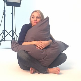 Ruth Moschner feet photo thumbnail