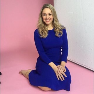 Ruth Moschner feet photo thumbnail