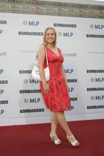 Ruth Moschner feet photo thumbnail