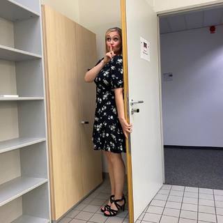 Ruth Moschner feet photo thumbnail