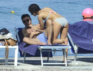 Ruth Negga feet photo thumbnail