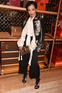 Ruth Negga feet photo thumbnail