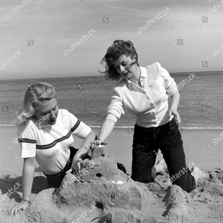 Ruth Roman feet photo 10