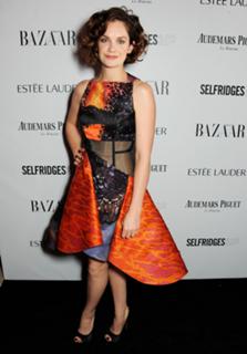 Ruth Wilson feet photo thumbnail