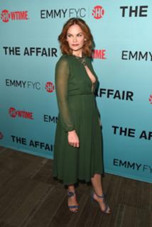 Ruth Wilson feet photo thumbnail