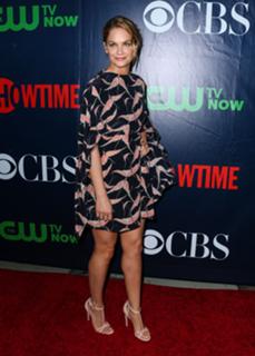 Ruth Wilson feet photo thumbnail