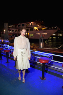 Ruth Wilson feet photo thumbnail