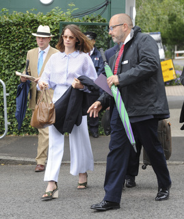 Ruth Wilson feet photo thumbnail