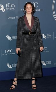 Ruth Wilson feet photo thumbnail