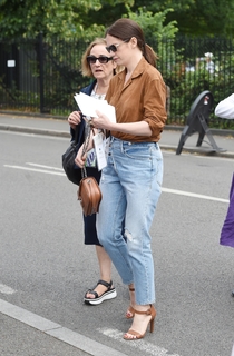 Ruth Wilson feet photo thumbnail