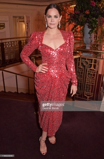 Ruth Wilson feet photo thumbnail