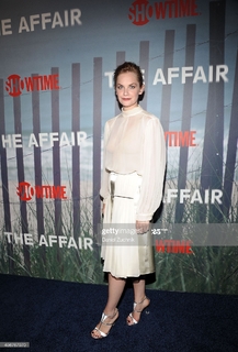 Ruth Wilson feet photo thumbnail