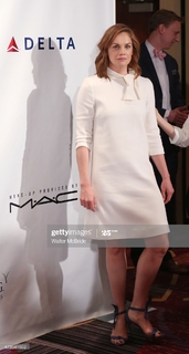 Ruth Wilson feet photo thumbnail
