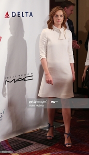 Ruth Wilson feet photo thumbnail