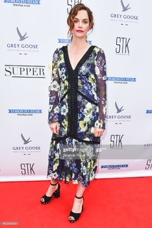 Ruth Wilson feet photo thumbnail