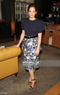 Ruth Wilson feet photo thumbnail