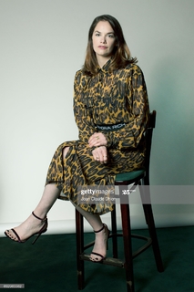 Ruth Wilson feet photo thumbnail