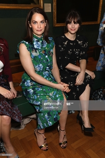 Ruth Wilson feet photo thumbnail