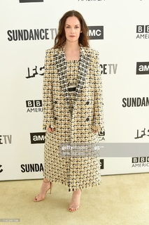 Ruth Wilson feet photo thumbnail