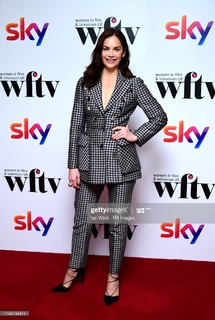 Ruth Wilson feet photo thumbnail