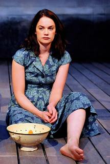 Ruth Wilson feet photo thumbnail