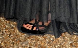 Ruth Wilson feet photo thumbnail