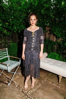 Ruth Wilson feet photo thumbnail