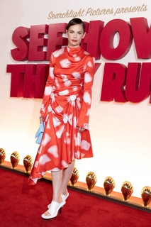 Ruth Wilson feet photo thumbnail