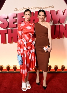Ruth Wilson feet photo thumbnail